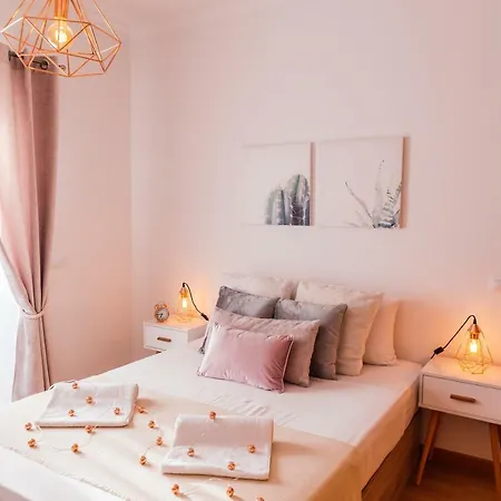 Privat bolig Ribeirinha's -